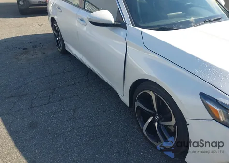 2018 Honda Accord Sport z USA, uszkodzony, nr VIN 1HGCV1F3XJA207823